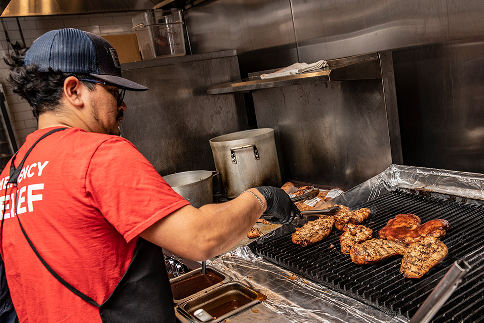 On Site Swadley's Emergency Relief Team Cooking and Catering